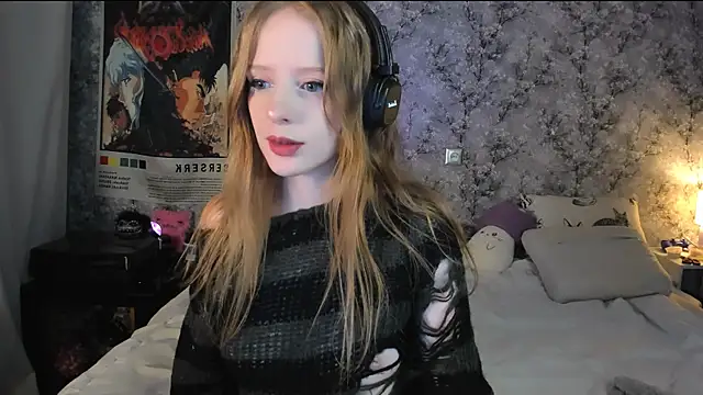 Snapshot of Inma_Lewdness chatting on 09.17.25 Inma Lewdness online show from 09.17.25