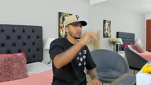 Robin Rief online show from 03.06.25