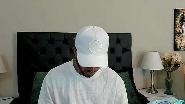 Robin Rief online show from 09.14.25