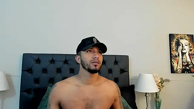 Robin Rief online show from 09.16.25