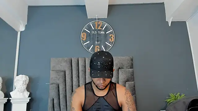 Snapshot of Robin_Rief chatting on 07.18.26 Robin Rief online show from 07.18.26