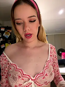 NicoleCut online show from 11.03.25