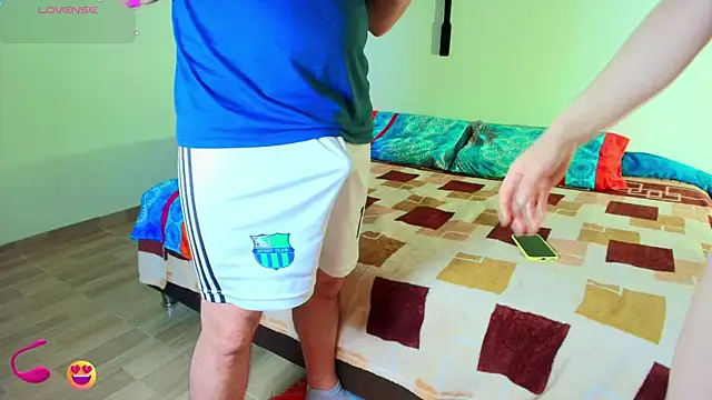 JeremmyAndStacy online show from 11.21.25