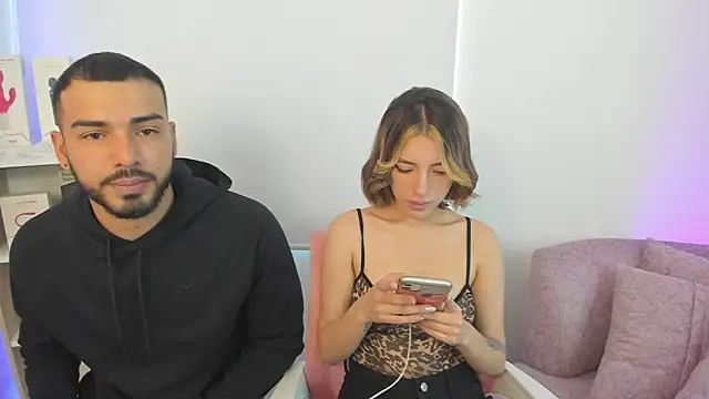 Snapshot of savage_sweethearts chatting on 01.15.25 savage sweethearts online show from 01.15.25