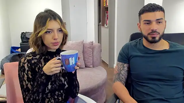 Snapshot of savage_sweethearts chatting on 03.02.25 savage sweethearts online show from 03.02.25