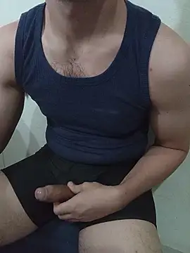 Snapshot of t0ny_cawk chatting on 02.13.26 t0ny cawk online show from 02.13.26