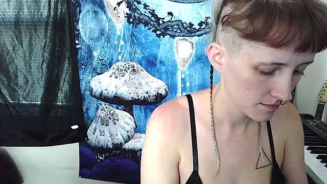  hellostormy  online show from 10.14.25