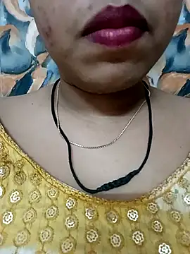 Snapshot of Haniya-143 chatting on 03.08.25 Haniya-143 online show from 03.08.25