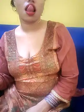 Snapshot of Haniya-143 chatting on 09.20.25 Haniya-143 online show from 09.20.25