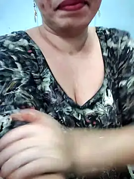 Snapshot of Haniya-143 chatting on 02.01.26 Haniya-143 online show from 02.01.26