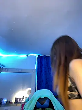 Luna SofiaXX online show from 11.12.25