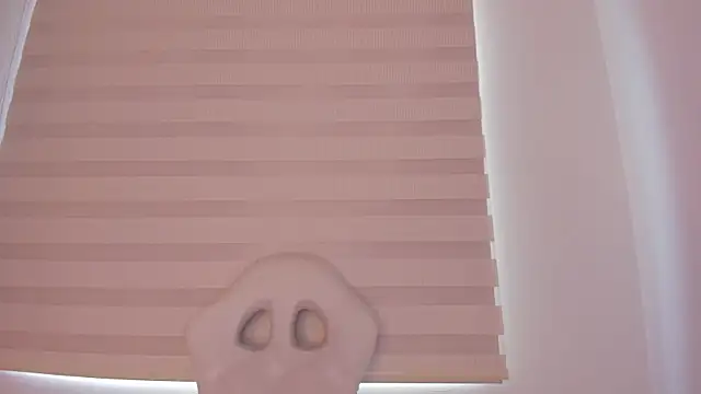 misscheelsee online show from 12.26.24