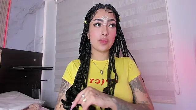 misscheelsee online show from 01.23.25