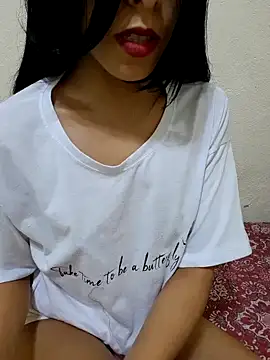 Snapshot of Linda-53 chatting on 03.08.25 Linda-53 online show from 03.08.25