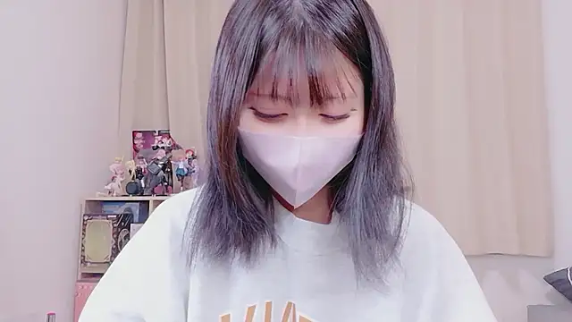 Snapshot of -anzu-o chatting on 10.31.25 -anzu-o online show from 10.31.25