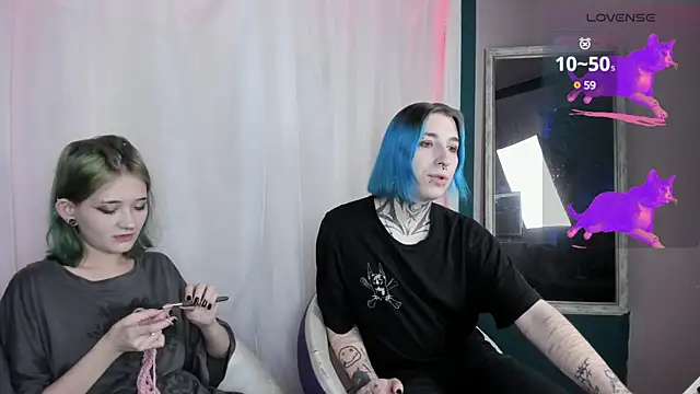 Snapshot of Milten-Trish chatting on 01.23.25 Milten-Trish online show from 01.23.25