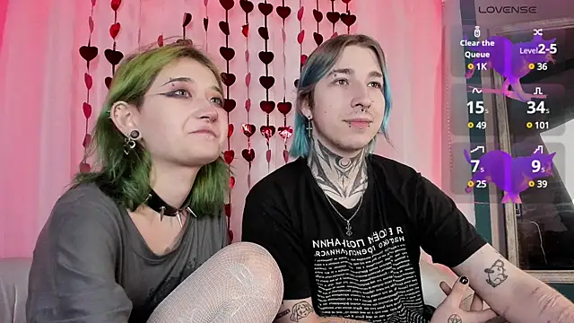 Snapshot of Milten-Trish chatting on 02.23.25 Milten-Trish online show from 02.23.25