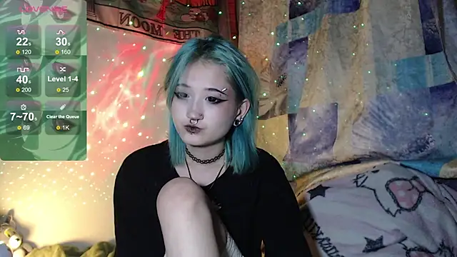 Snapshot of Milten-Trish chatting on 10.06.25 Milten-Trish online show from 10.06.25