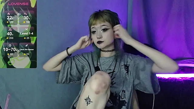 Snapshot of Milten-Trish chatting on 03.20.26 Milten-Trish online show from 03.20.26