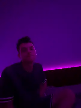 Snapshot of PASSIONBOX chatting on 01.04.25 PASSIONBOX online show from 01.04.25