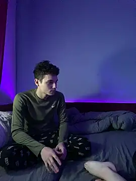 Snapshot of PASSIONBOX chatting on 01.14.25 PASSIONBOX online show from 01.14.25