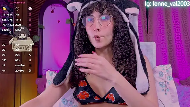 Snapshot of Lenneval1 chatting on 09.09.25 Lenneval1 online show from 09.09.25