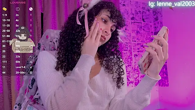 Snapshot of Lenneval1 chatting on 09.11.25 Lenneval1 online show from 09.11.25