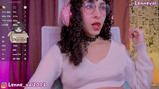 Snapshot of Lenneval1 chatting on 09.23.25 Lenneval1 online show from 09.23.25