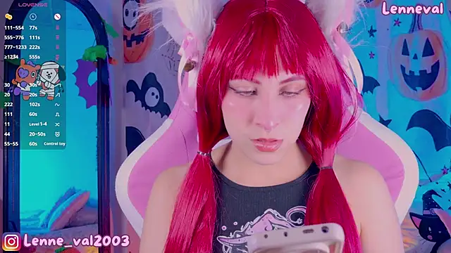 Snapshot of Lenneval1 chatting on 10.17.25 Lenneval1 online show from 10.17.25