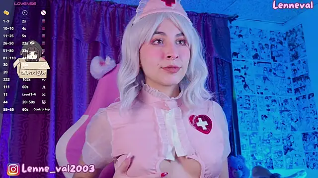 Snapshot of Lenneval1 chatting on 11.27.25 Lenneval1 online show from 11.27.25