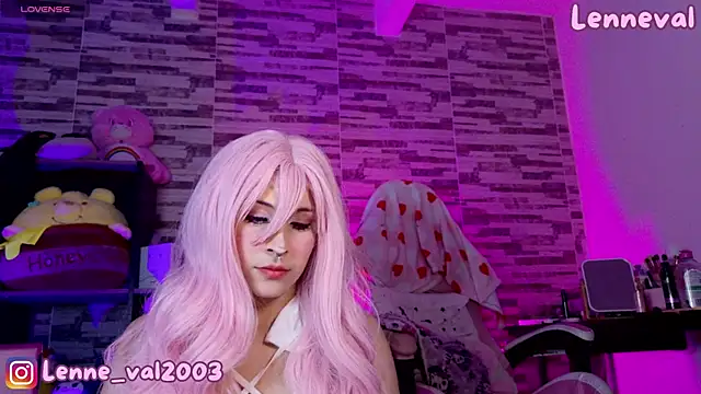 Snapshot of Lenneval1 chatting on 08.04.26 Lenneval1 online show from 08.04.26