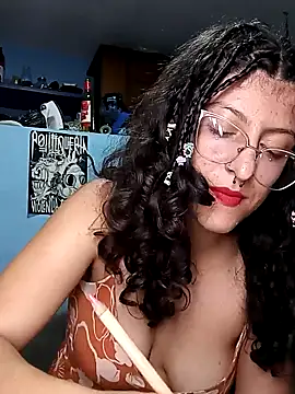 LoveElectra online show from 02.10.25