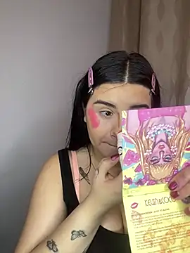 SaraBraun  online show from 01.06.25