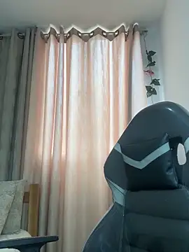 SaraBraun  online show from 10.08.25