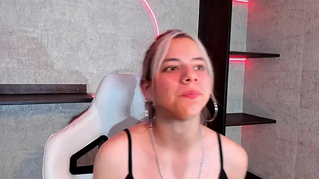 ArtemisaBlake online show from 01.08.25