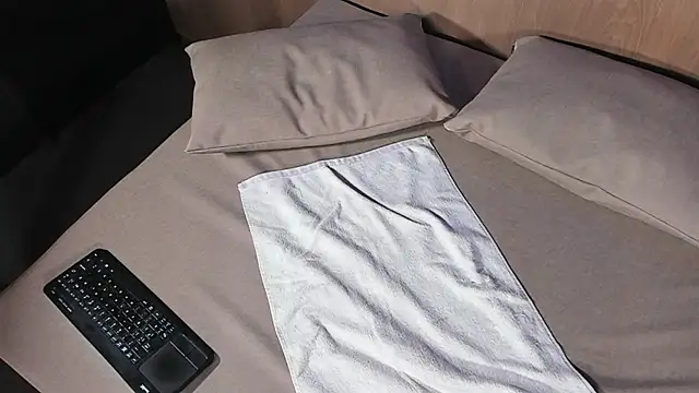 ArtemisaBlake online show from 01.25.25