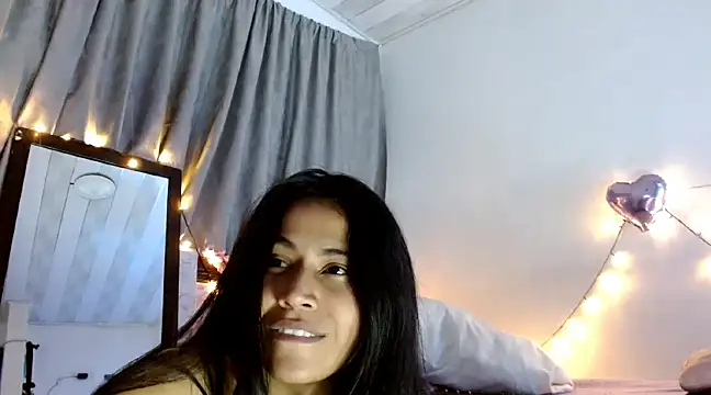Snapshot of brihanna_lena chatting on 12.29.24 brihanna lena online show from 12.29.24