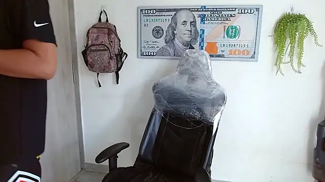 Snapshot of boss_of_cash chatting on 06.14.26 boss of cash online show from 06.14.26
