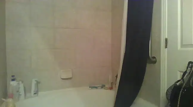 Snapshot of LuckiXCX chatting on 02.08.25 LuckiXCX online show from 02.08.25