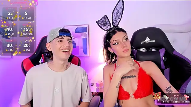 Snapshot of sett_and_gwen chatting on 12.29.24 sett and gwen online show from 12.29.24