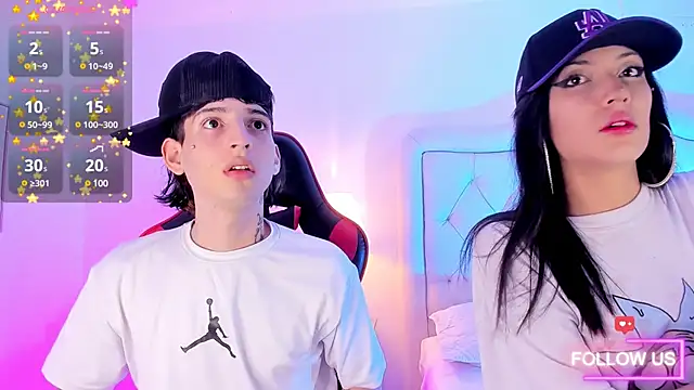 Snapshot of sett_and_gwen chatting on 02.01.25 sett and gwen online show from 02.01.25