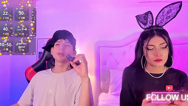 Snapshot of sett_and_gwen chatting on 03.02.25 sett and gwen online show from 03.02.25