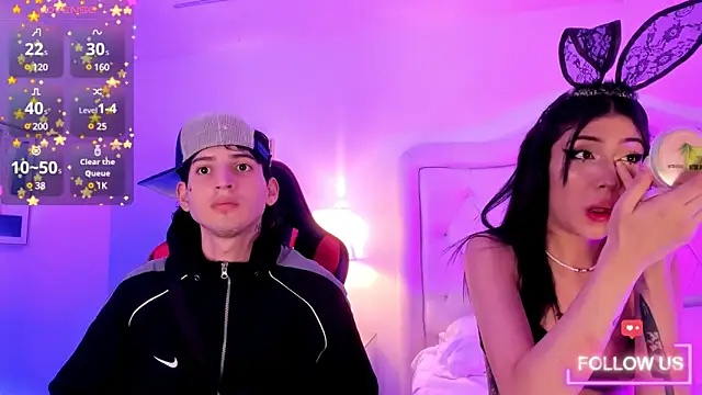 Snapshot of sett_and_gwen chatting on 03.03.25 sett and gwen online show from 03.03.25