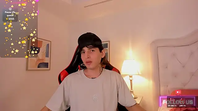 Snapshot of sett_and_gwen chatting on 03.17.25 sett and gwen online show from 03.17.25