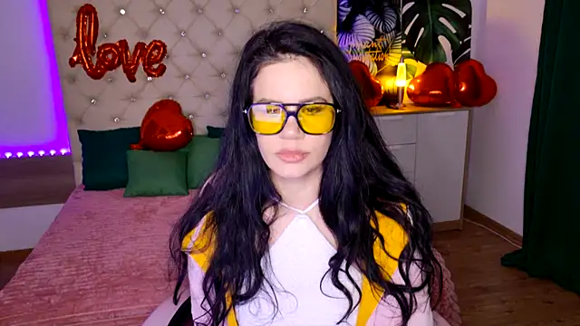 KattieSims online show from 02.14.25