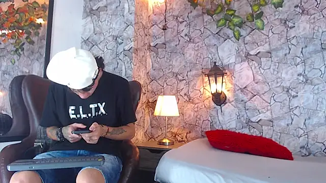 Samuel Hilton online show from 12.13.24