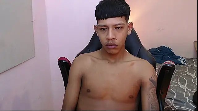 Snapshot of mr_stiven_ chatting on 01.05.25 mr stiven  online show from 01.05.25