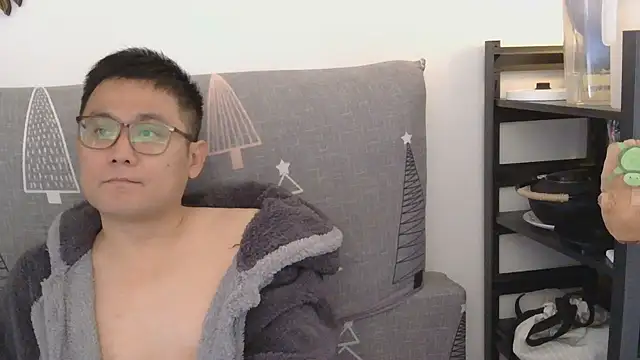 866532 online show from 11.09.25