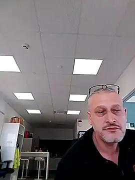 Husoban online show from 12.17.25