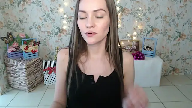 Lina Star S online show from 02.08.25